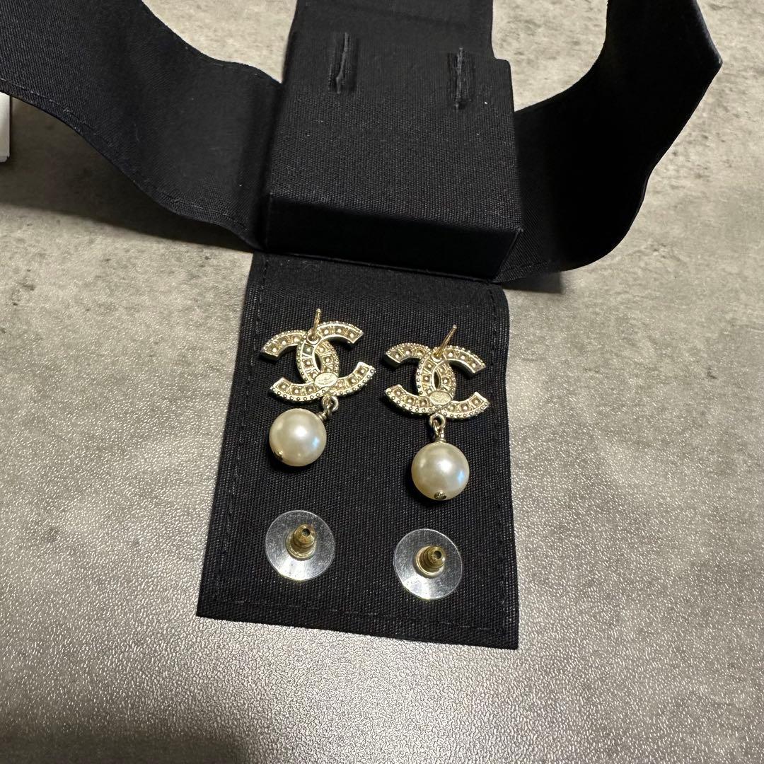 シャネル CHANEL ピアス レディース CCマーク ゴールド