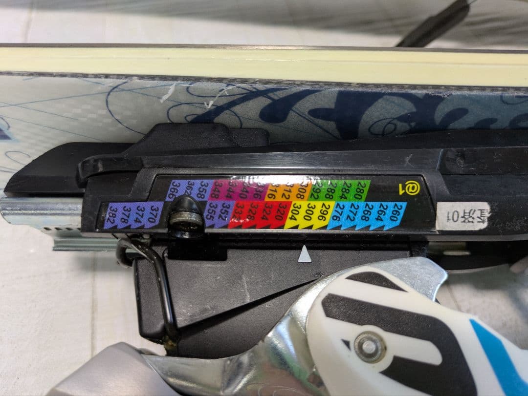 SALOMON ミッドスキー 123cm SW1000　ブーツストックセット