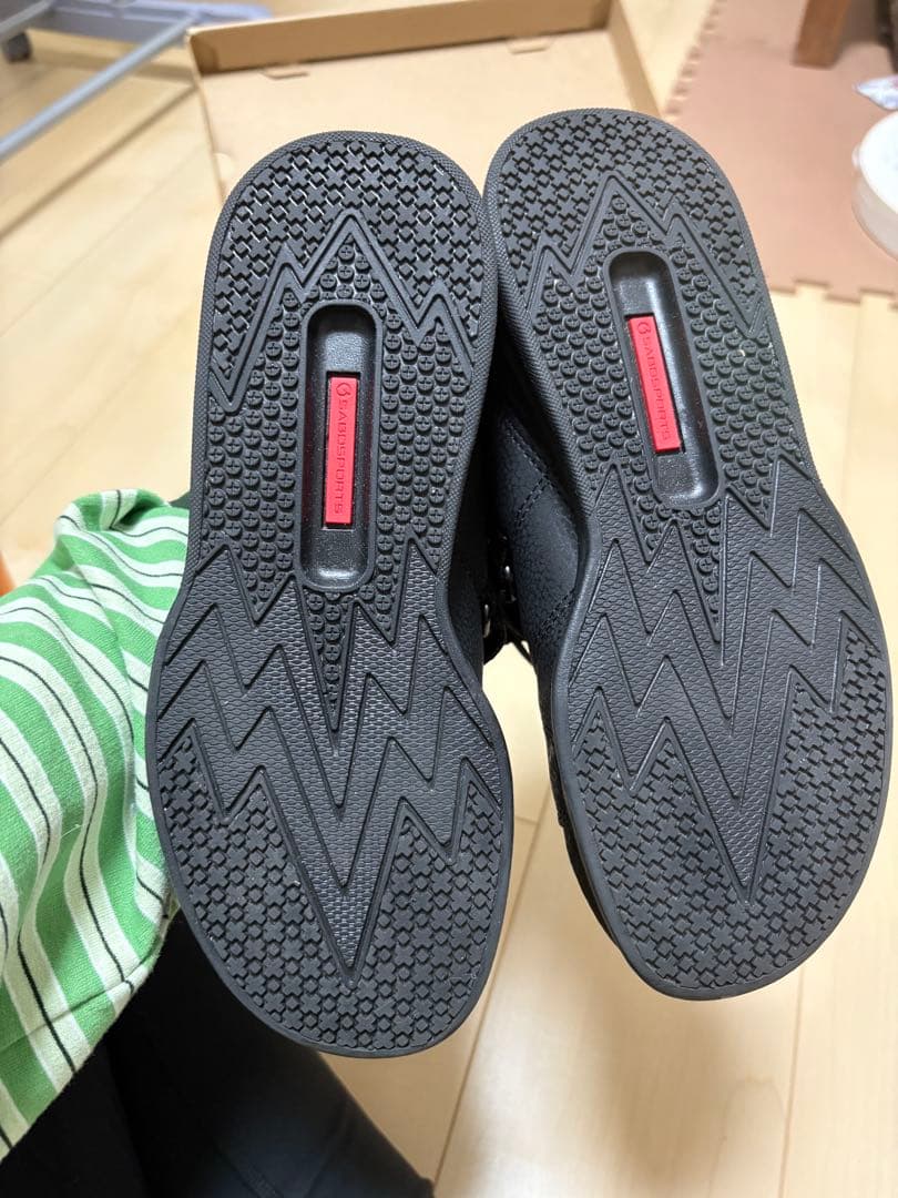 リフティングシューズ　36サイズ　試着のみ