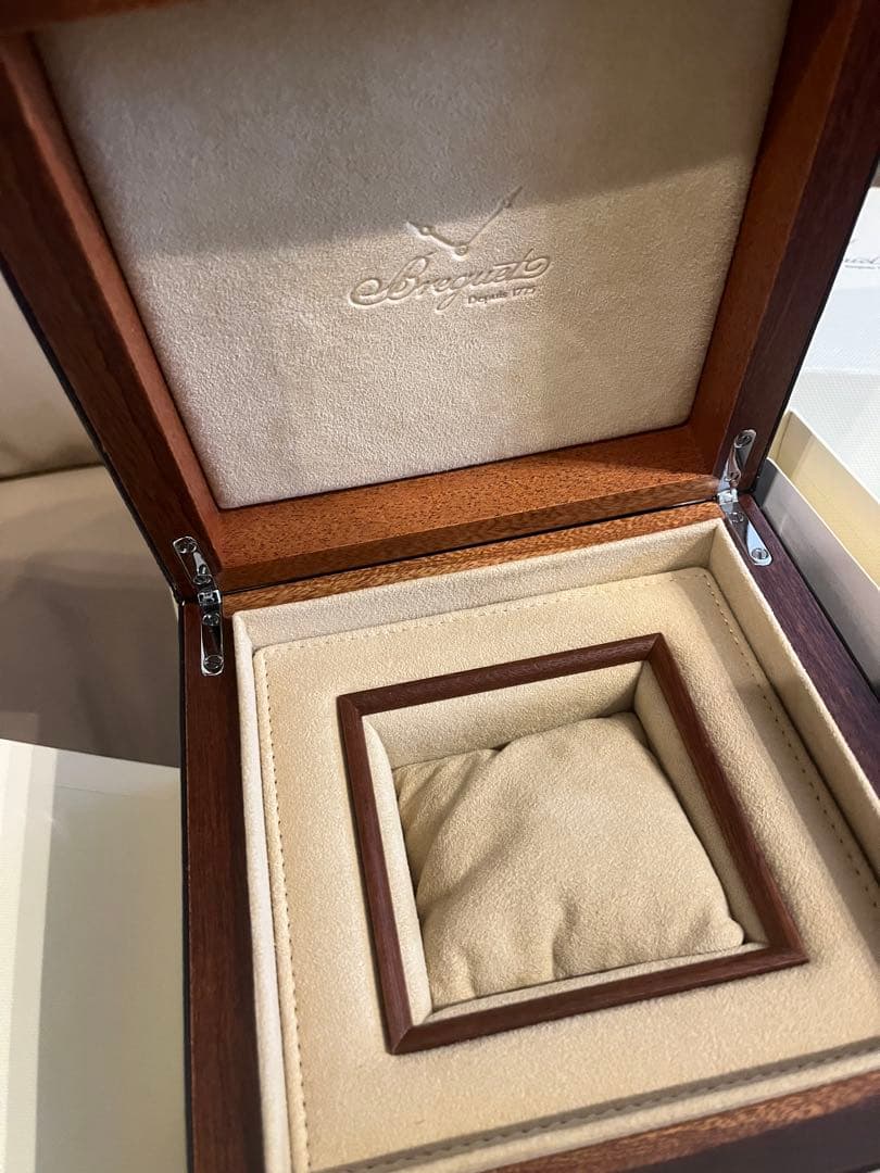 Breguet 時計ケース
