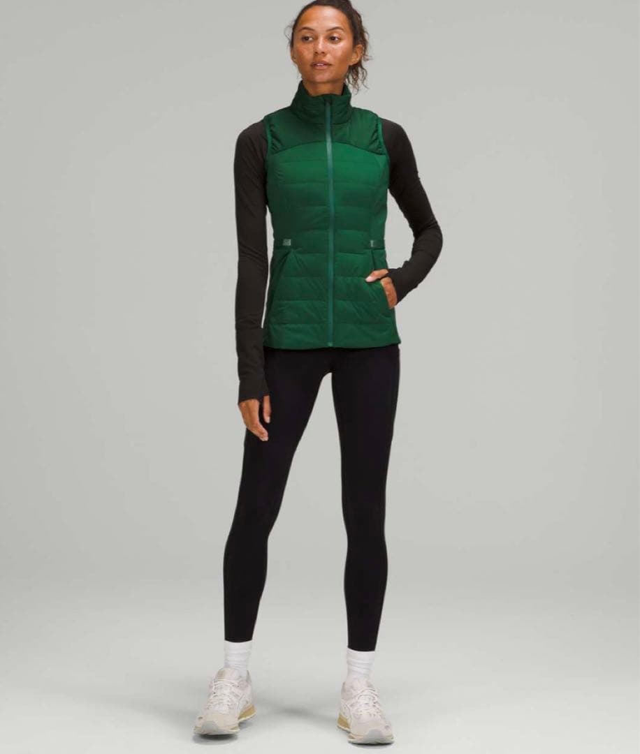 ルルレモン新品タグ付きlululemonDown for it All vest