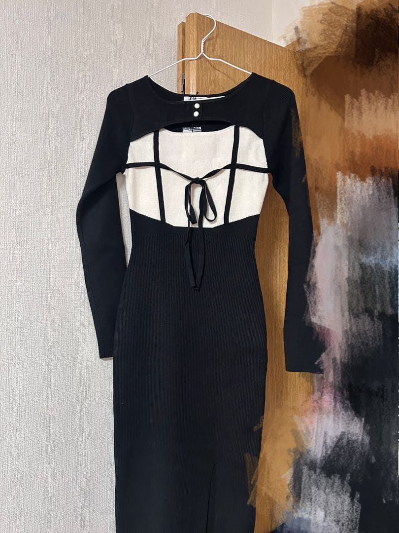 lip serviceデコルテオープンバイカラーリボンニットワンピース M 黒