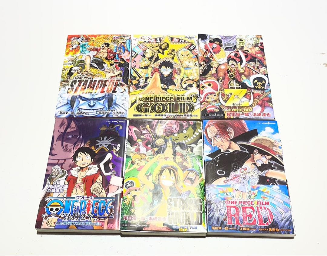 M*E様 ONE PIECEワンピースコミック１〜113巻セット＋おまけ付き！