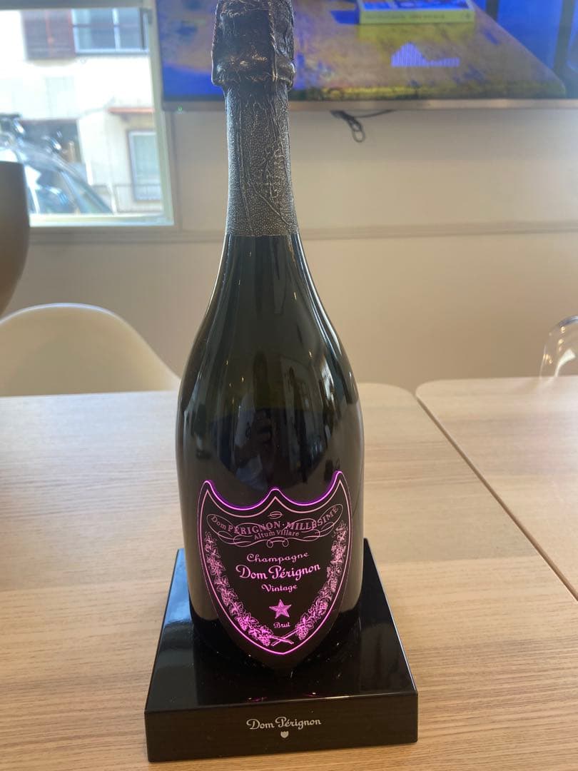 ssx2673 Dom Pérignonシャンパンボトル型ライト2点