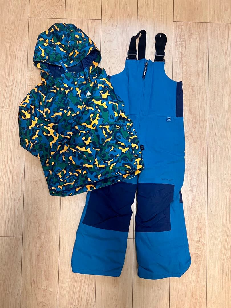 Burton 子供用青と緑の迷彩スノーボードウェア