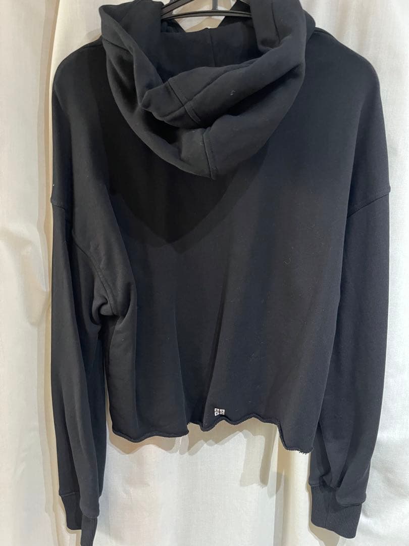 GIVENCHY ロゴ入り ブラック クロップドパーカーXS