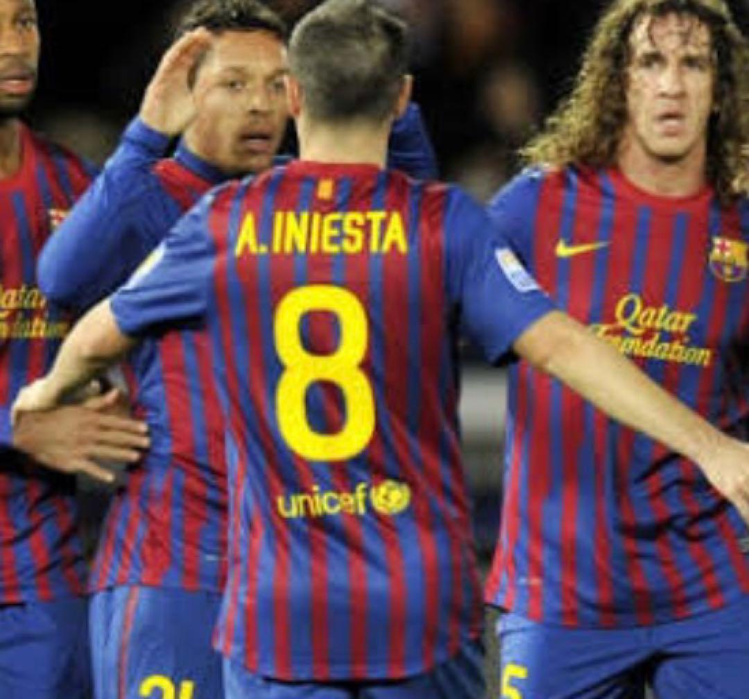 バルセロナ 2011クラブW杯 イニエスタ ユニフォーム ヴィッセル神戸