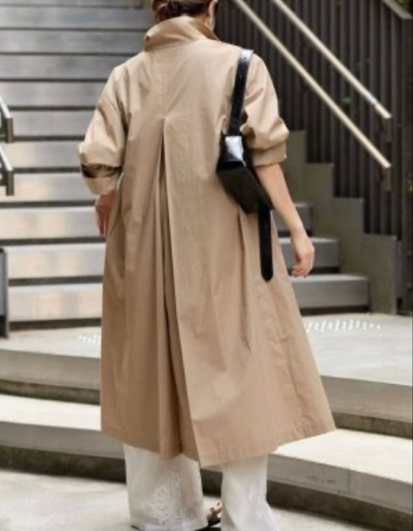 ジャーナルスタンダード　ベージュコート