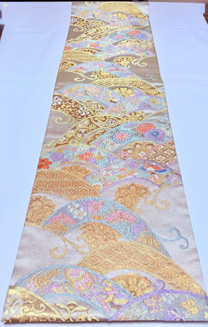 高級 袋帯 正絹 六通柄 宝尽くし シャンパンゴールド 扇文 訪問着 色無地