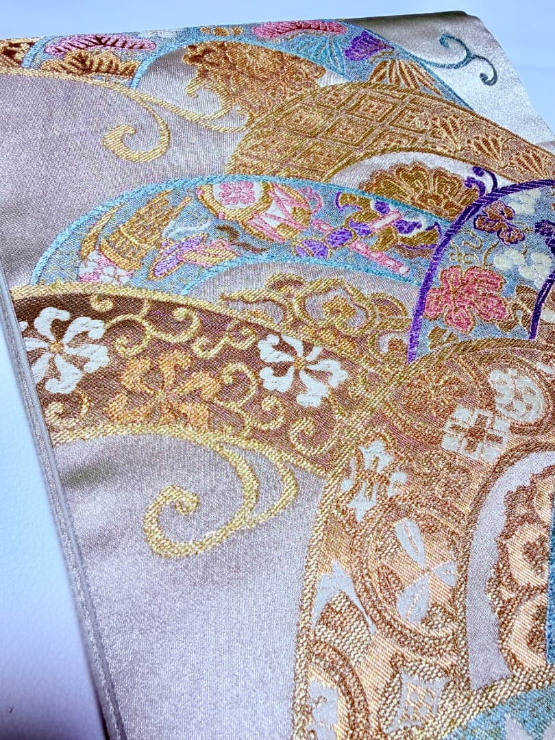 高級 袋帯 正絹 六通柄 宝尽くし シャンパンゴールド 扇文 訪問着 色無地