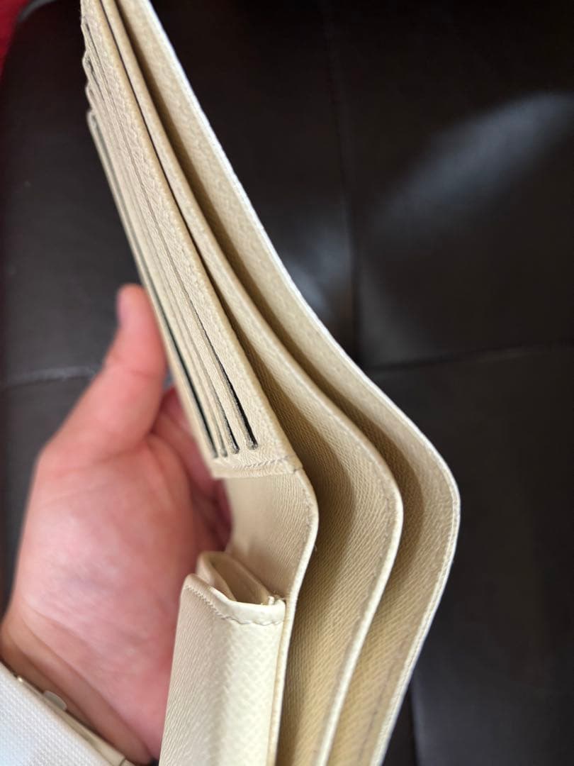 数回使用美品　Louis Vuitton ダミエ　アズール 二つ折り財布