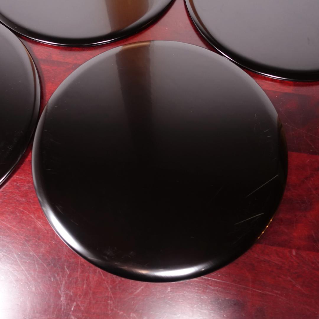 輪島塗 八井珠蔵 朱塗 裏黒塗 沈金結び松 丸盆 5客 共箱