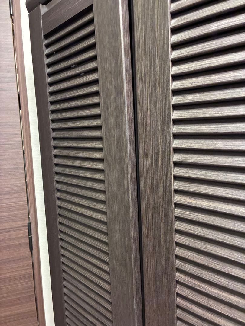 ワードローブ　洋服タンス　ダークブラウン 収納キャビネット　洋服ダンス