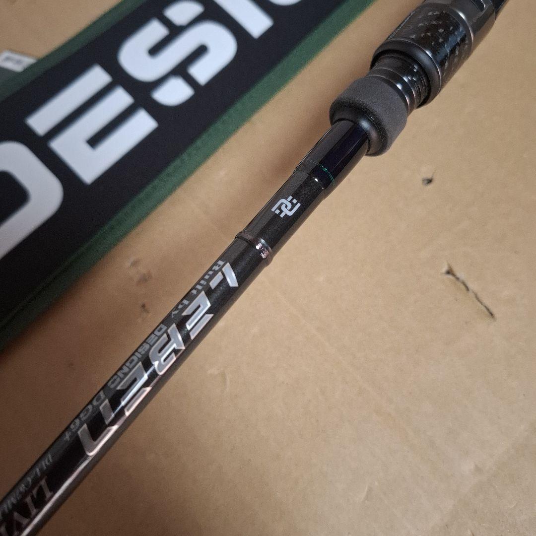 デジーノ　レーベン リベラル　　DLL-C67MLRST1S 　LIVERAL