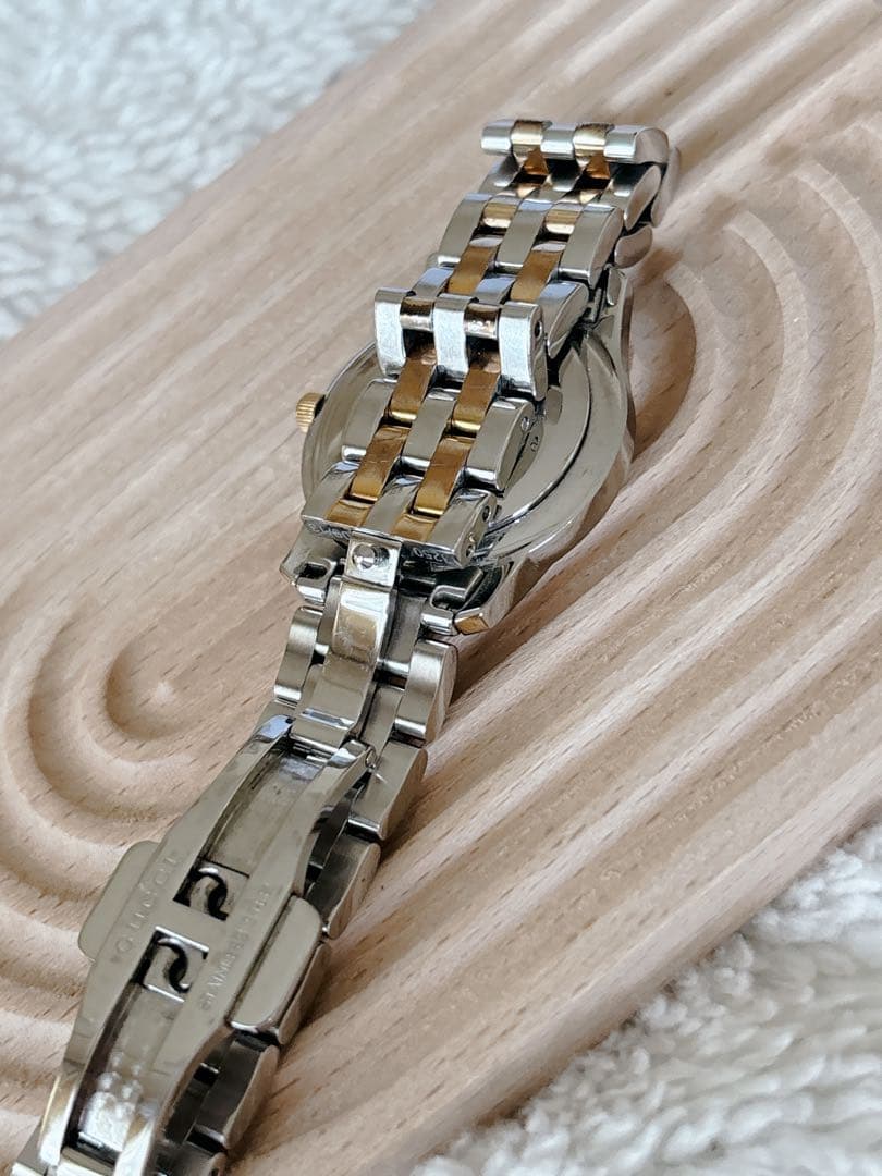 GUCCI ラウンドフェイス コンビ 腕時計　希少ピンクシェル