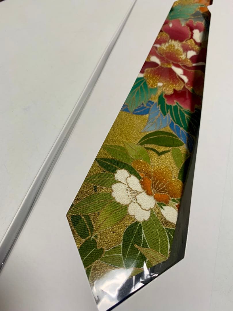りよーま ★クリスマスパーティーに！ 新品・正絹着物地ネクタイ！