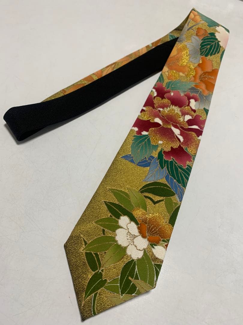 りよーま ★クリスマスパーティーに！ 新品・正絹着物地ネクタイ！