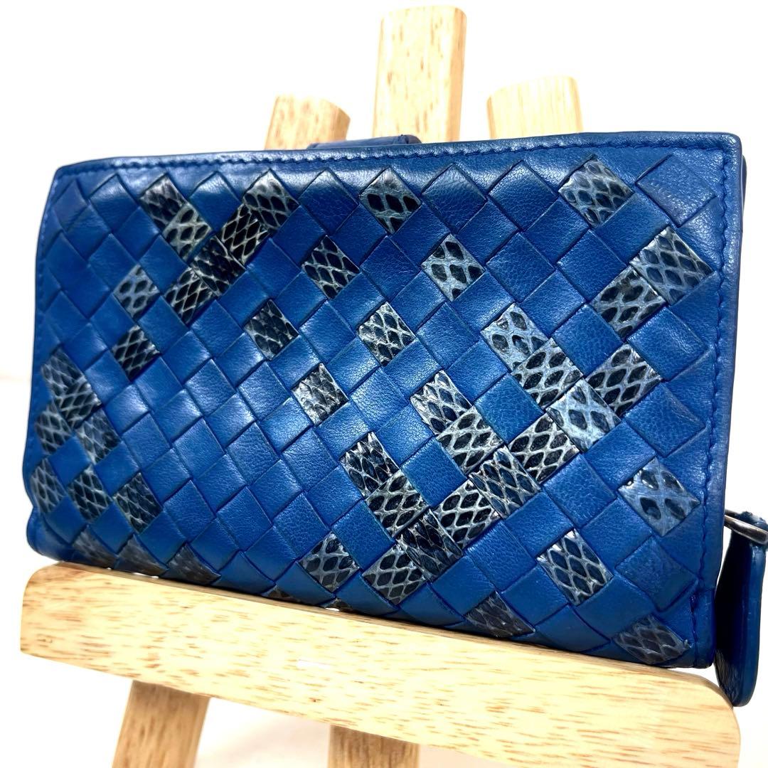 ボッテガヴェネタ　二つ折り財布　イントレチャート　パイソン　ラウンドファスナー