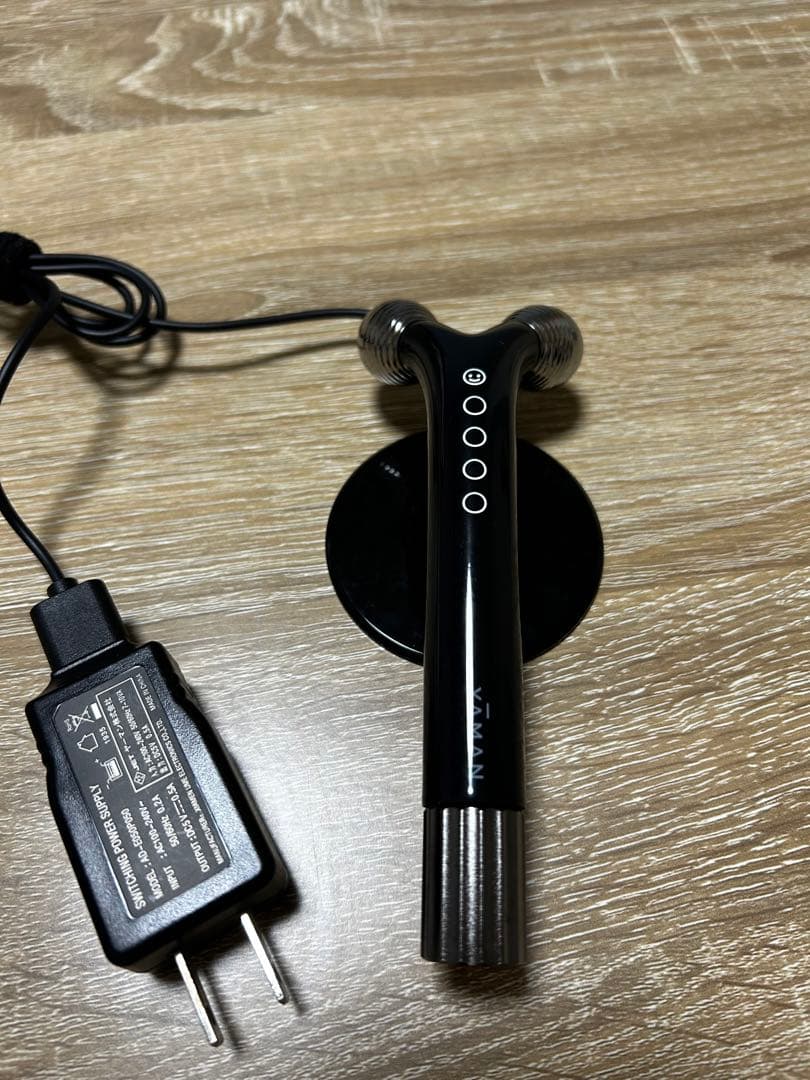 YAMAN WAVY mini for Salon 美顔器