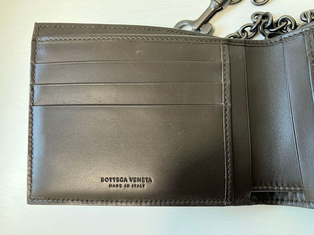 ボッテガヴェネタ イントレチャート　ウォレット　チェーン付　極美品