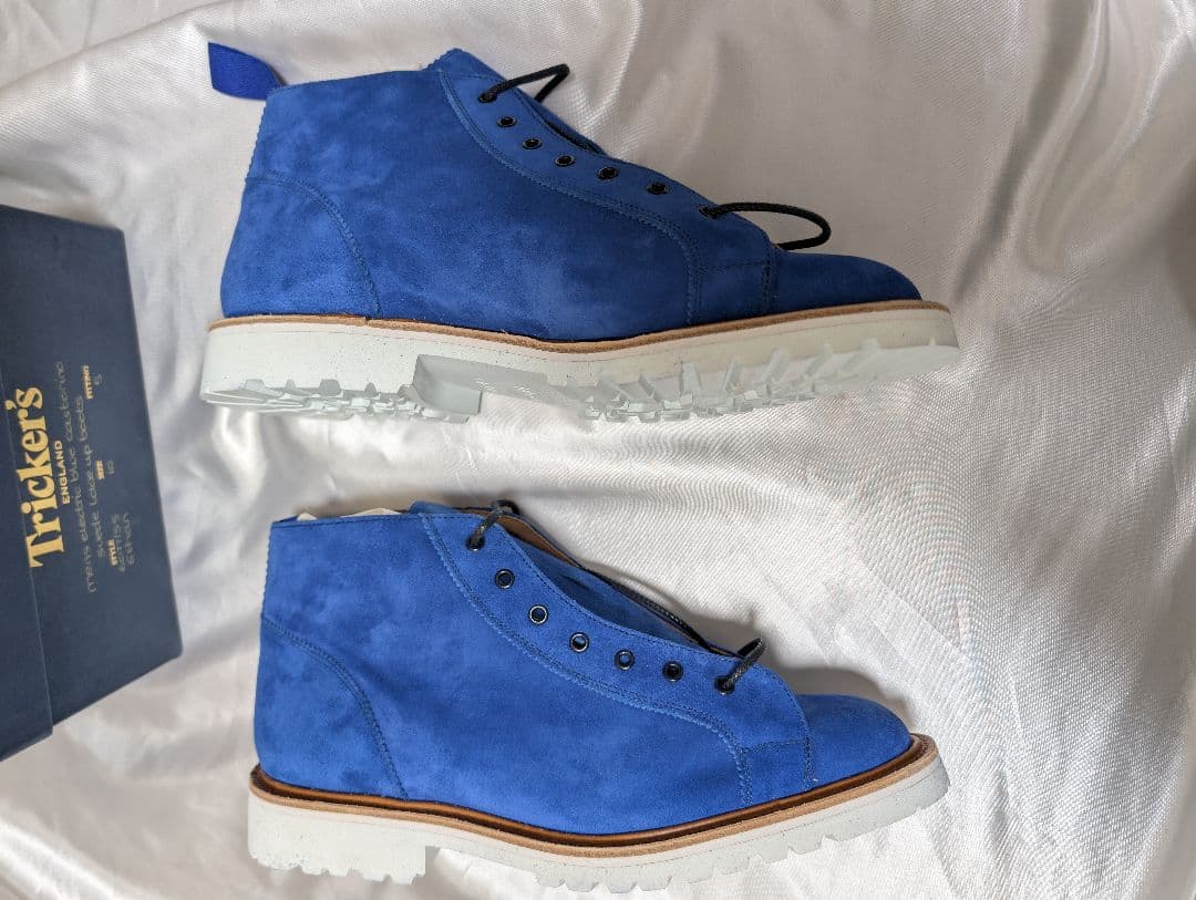 ヒ*デ様 新品未使用　tricker's　スエード　ブーツ　ブルー　ビブラムソー