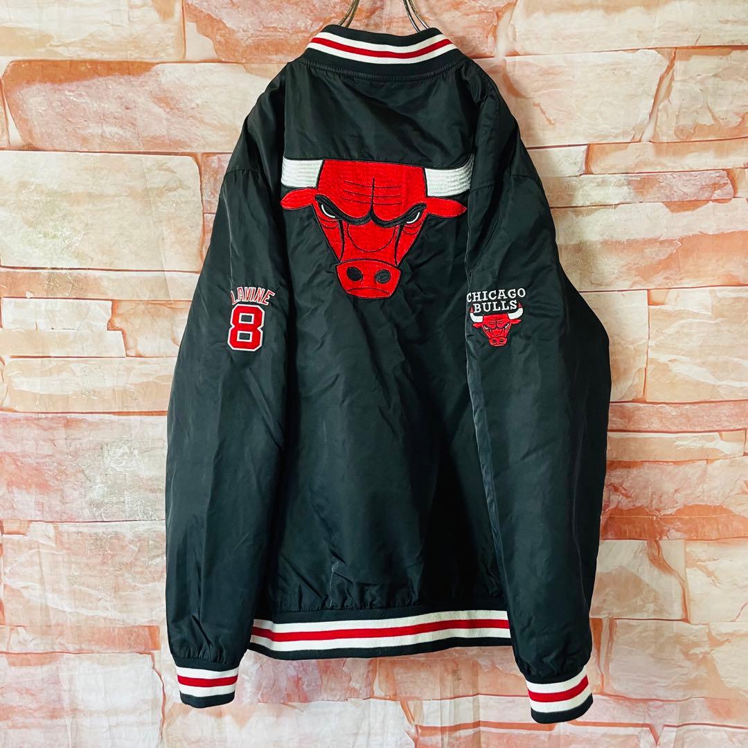 【超希少】NBAシカゴブルズ　スタジャン　ビックサイズXL ラビーン8 古着黒