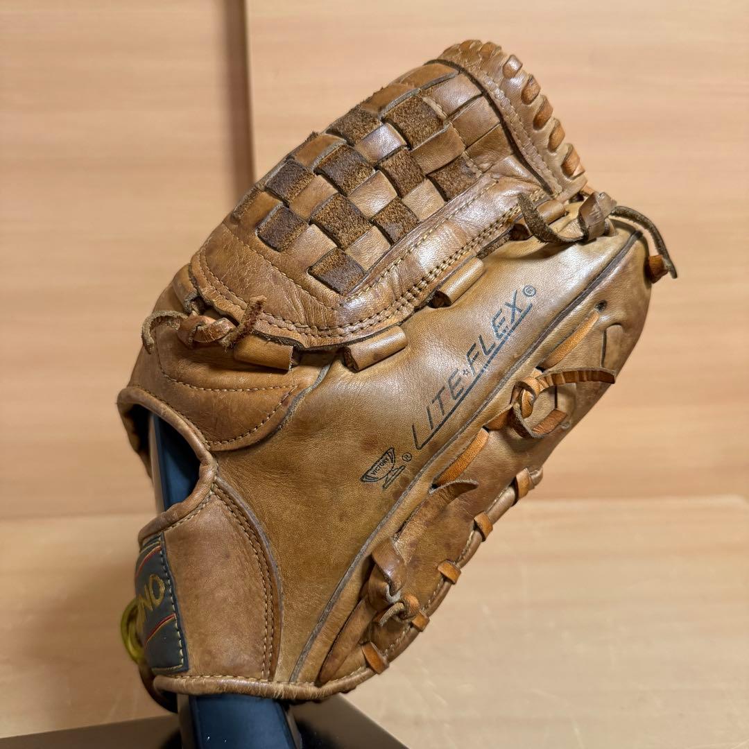 MIZUNO ミズノ ライトフレックス 右投げ 硬式用 野球 グローブ