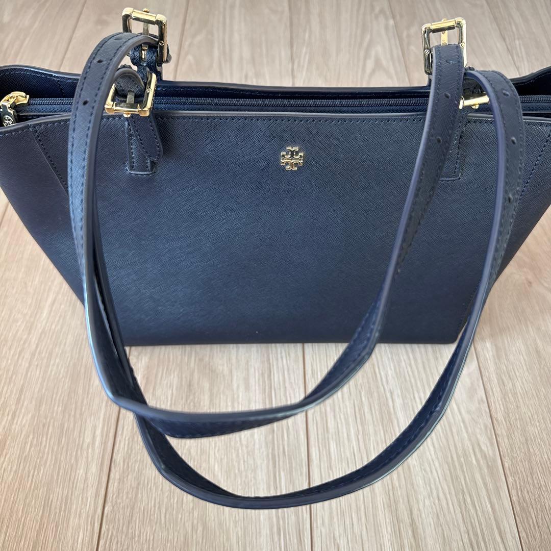 トリーバーチ　トートバッグ　A4サイズ　紺色