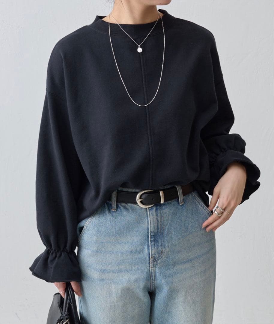 新品 BEARDSLEY(ビアズリー)袖口フリルトレーナー ガリャルダガランテ