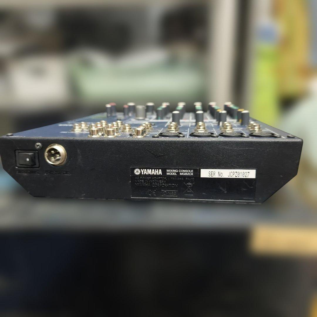 ヤマハ MG82CX ミキシングコンソール 箱付き