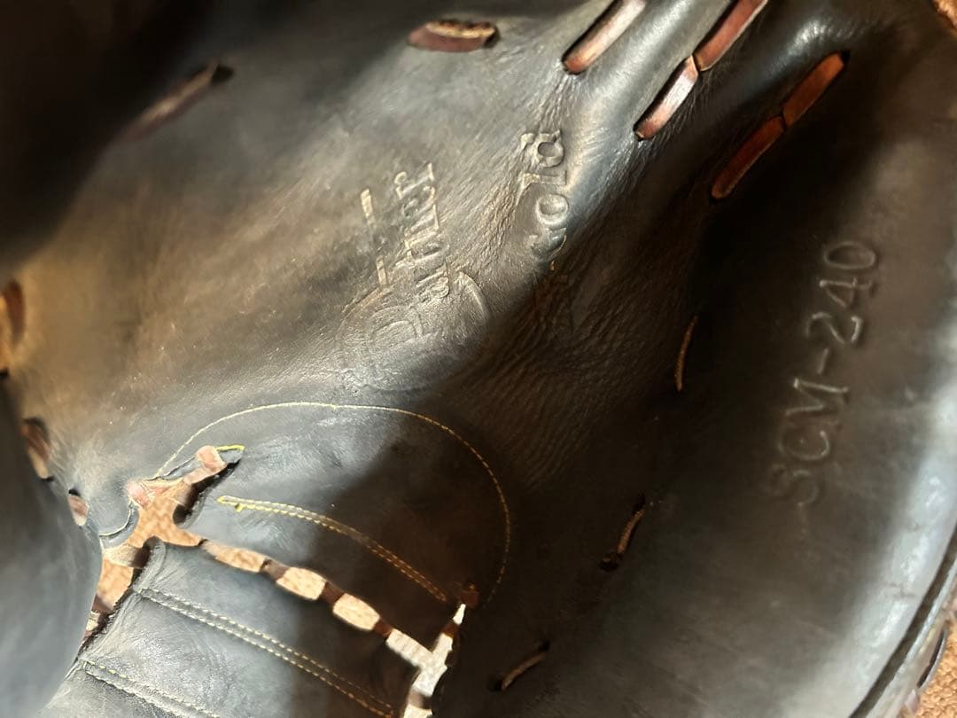 ラ*ー様 ハイゴールド　軟式キャッチャーミット 野球　グローブ