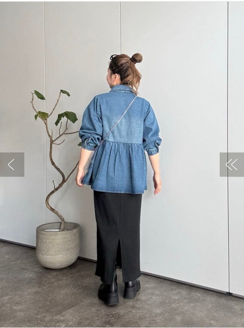 新作！！ギャザーぺプラムデニムジャケット