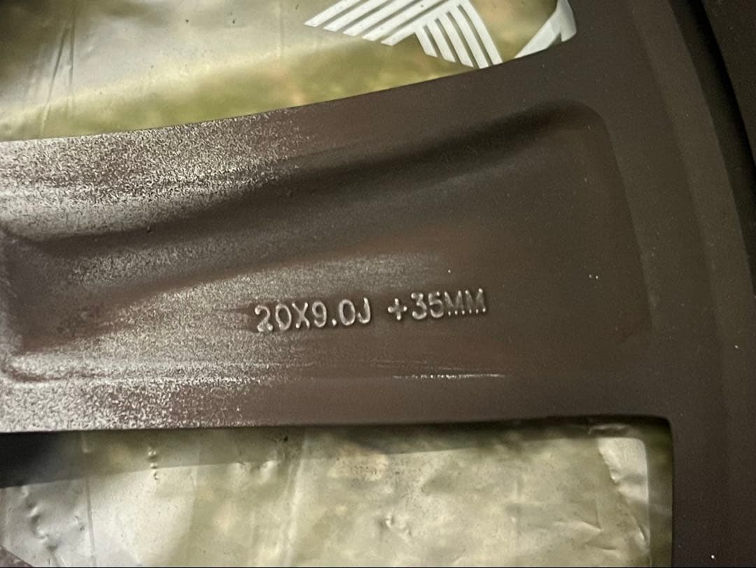 テスラ モデルx 20インチ タイヤホイールセット マットブラック塗装