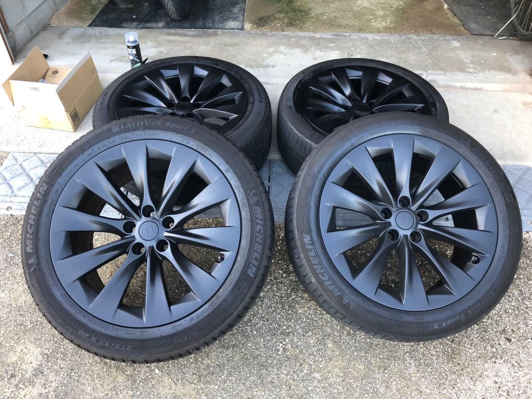 テスラ モデルx 20インチ タイヤホイールセット マットブラック塗装