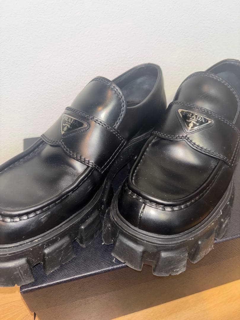 PRADA モノリス ローファー サイズ8