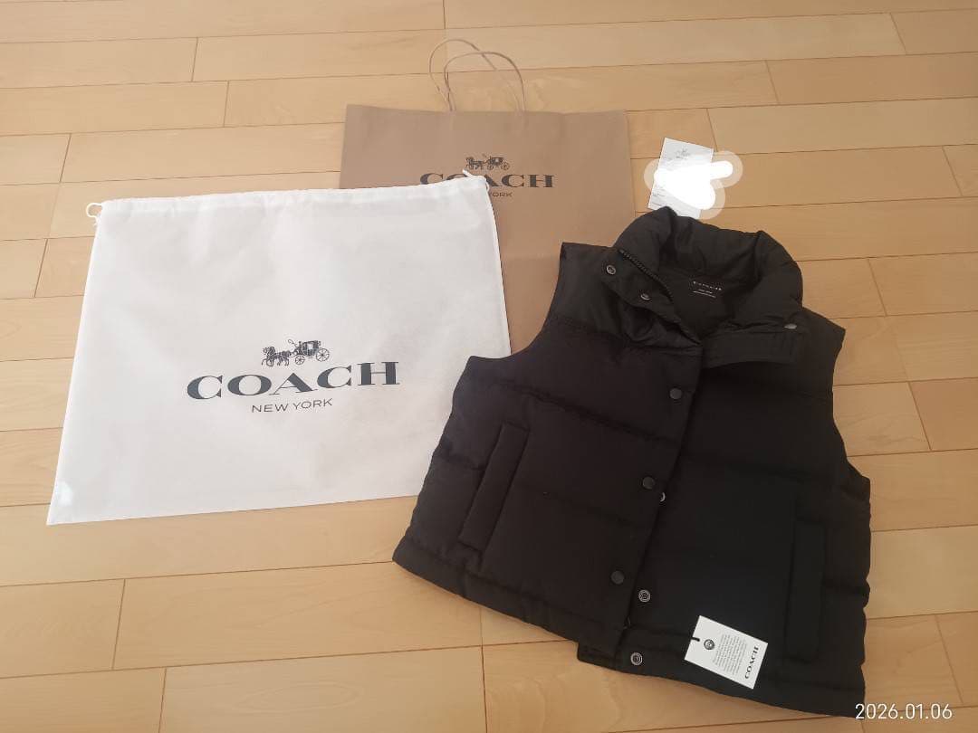 【新品未使用】COACH シグネチャー ダウン ベスト