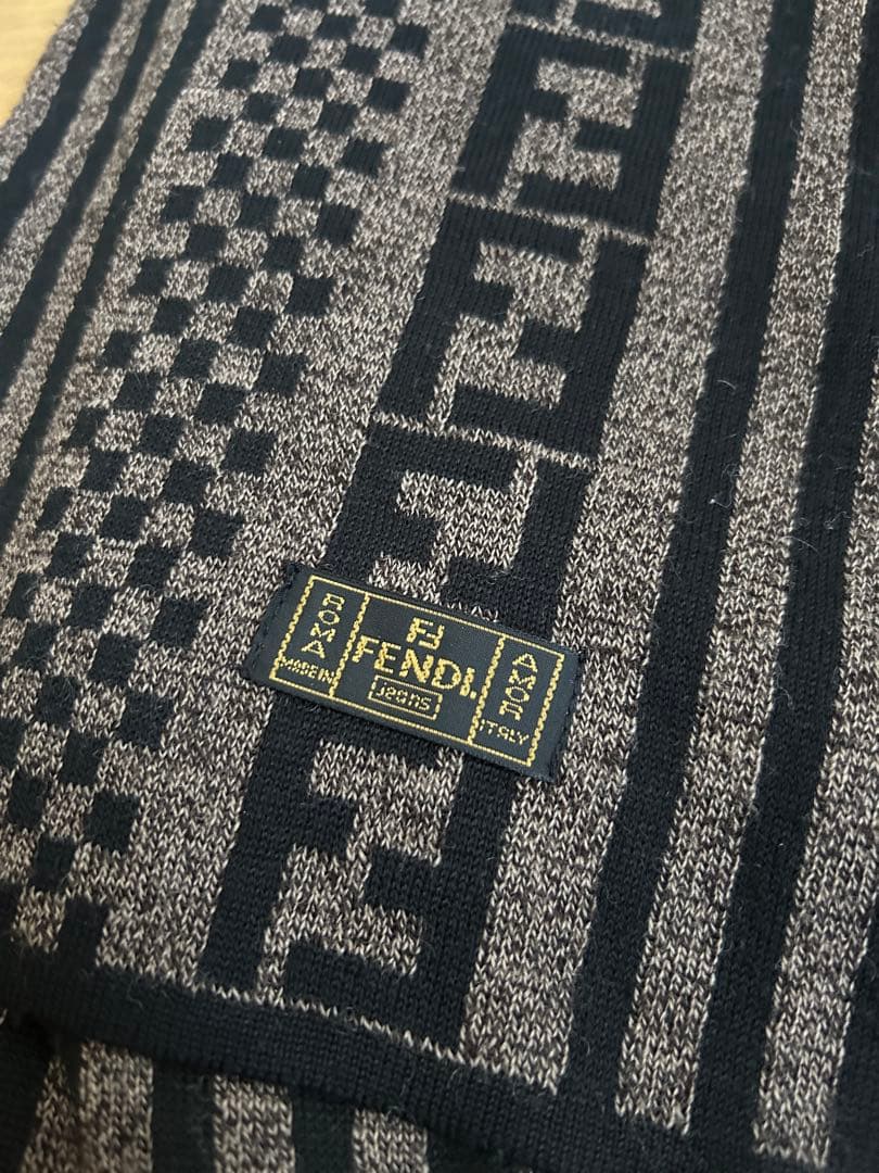 FENDI フェンディ ズッカ柄 マフラー