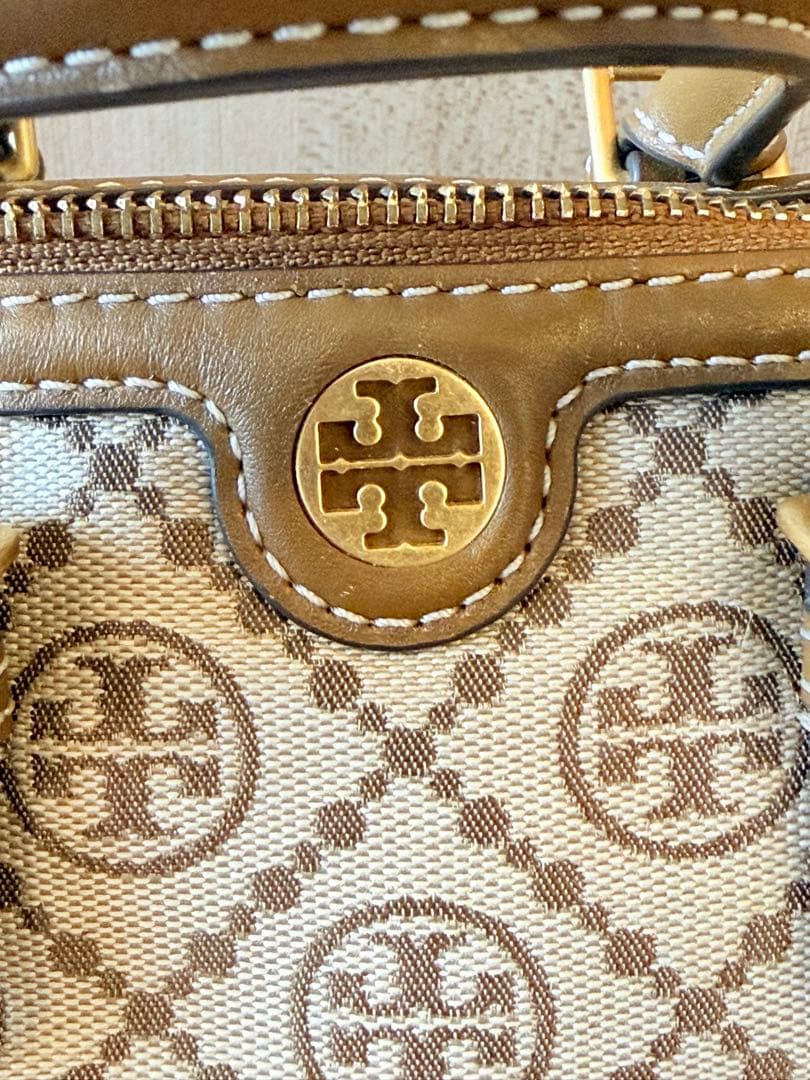 トリーバーチモノグラム キャンバス ミニ バレル 2WAYボストン