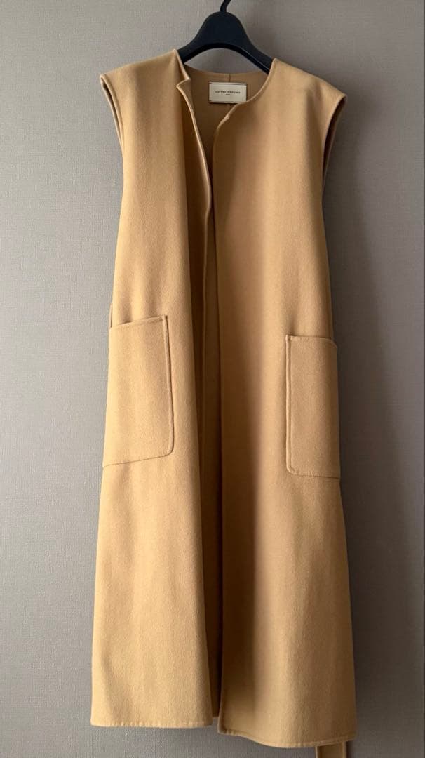 【再値下げ】完売商品！UNITED ARROWS リバーノーカラーベスト