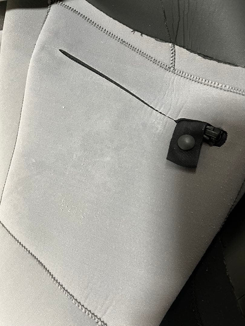 【定価16万円】BE WET セミドライ　AGチタン　ウェットスーツ　5×3㎜