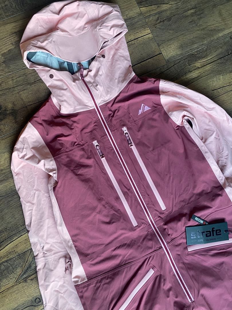 cheesy　新品　Strafe Sickbird スーツつなぎ