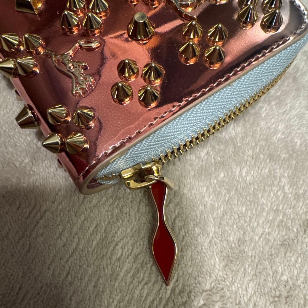 新品未使用　ルブタン　オーロラエナメル