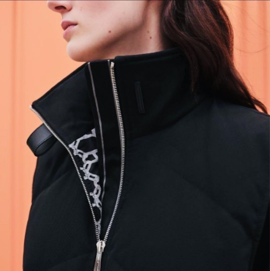未使用品 HERMES ダウンベスト ジレ シェーヌダンクル裏地 ブラック 34