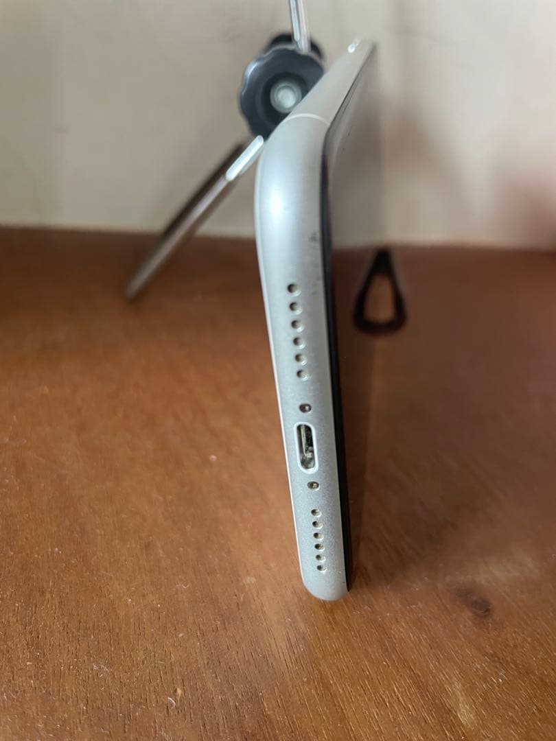 Apple iPhone XR 64Gホワイト 本体