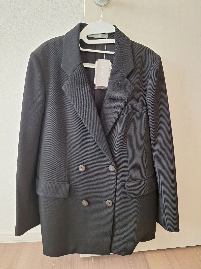 セオリーリュクス　サイズ38 タグ付き新品未使用