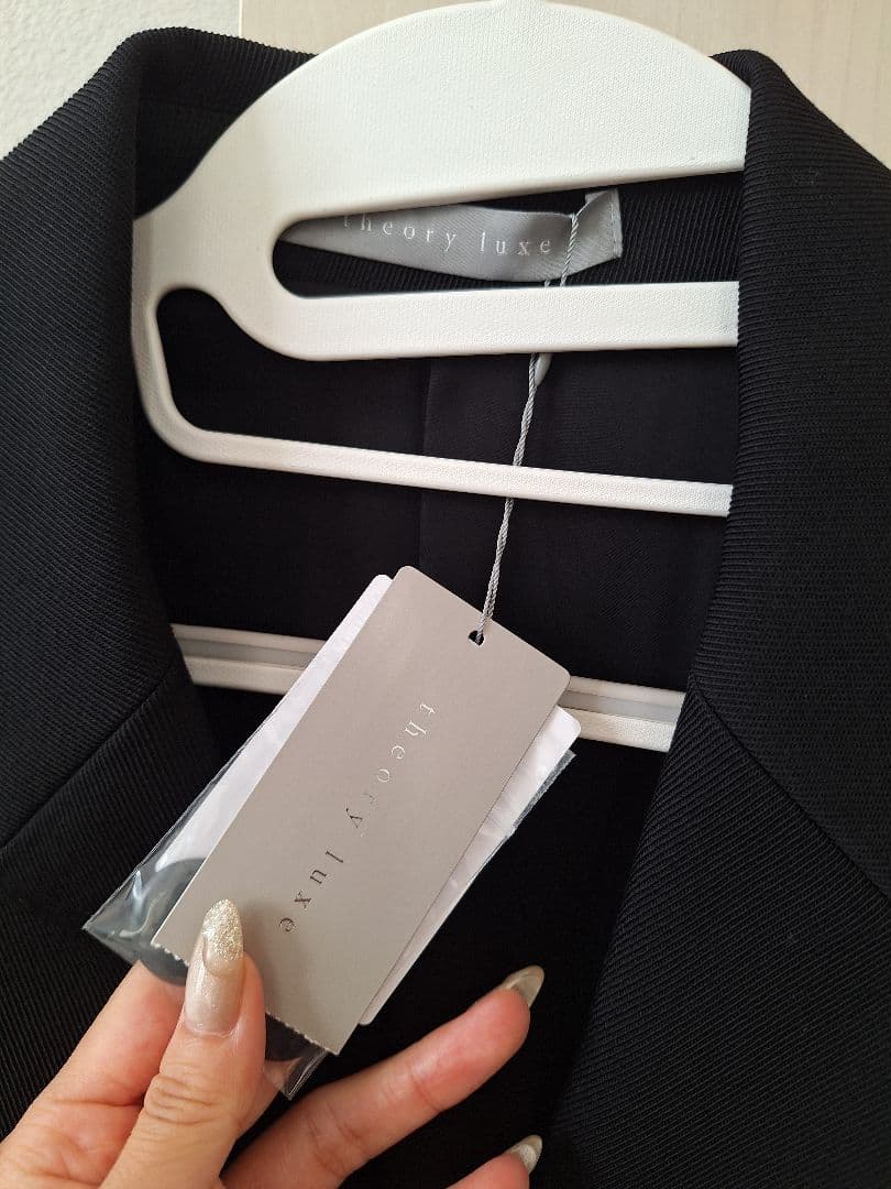 セオリーリュクス　サイズ38 タグ付き新品未使用