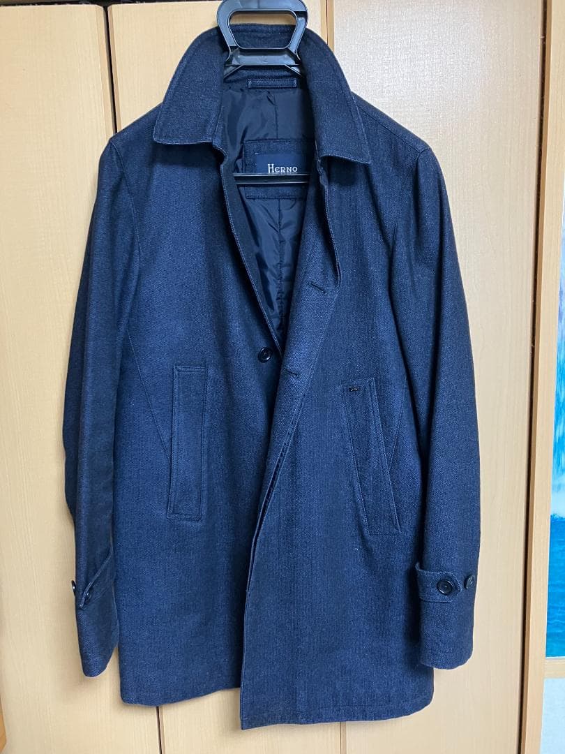 【出品年内まで】Herno ウールコート（ネイビー）