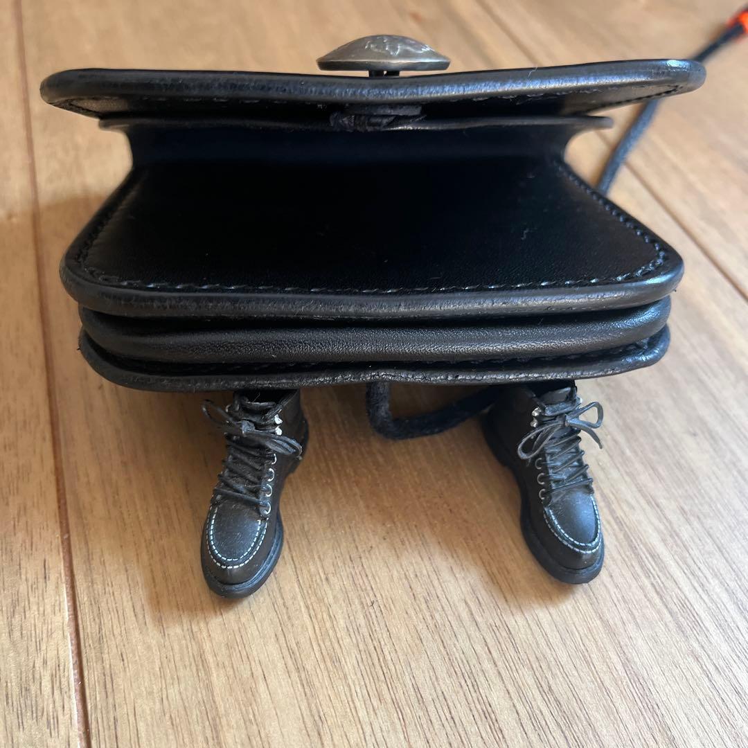 フラワーコンチョ　ハンドメイド　ケース　ブラック