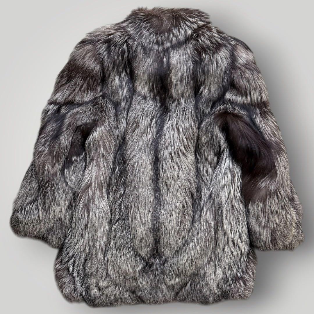 肉厚◎SAGA 希少デザイン シルバーフォックス ファーコート 毛皮 毛並み◎