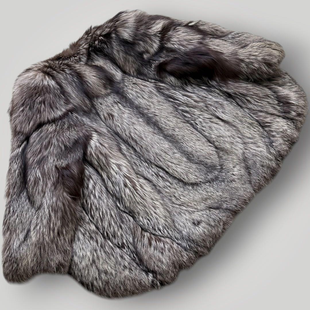 肉厚◎SAGA 希少デザイン シルバーフォックス ファーコート 毛皮 毛並み◎